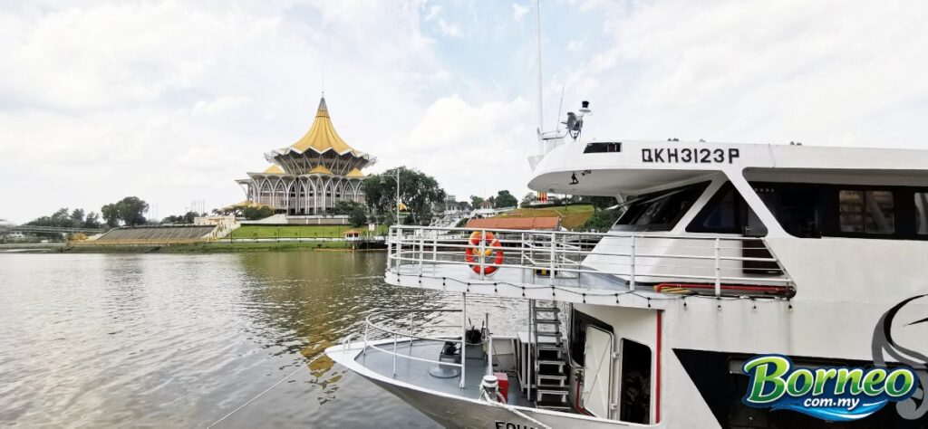 Kuching River Cruise